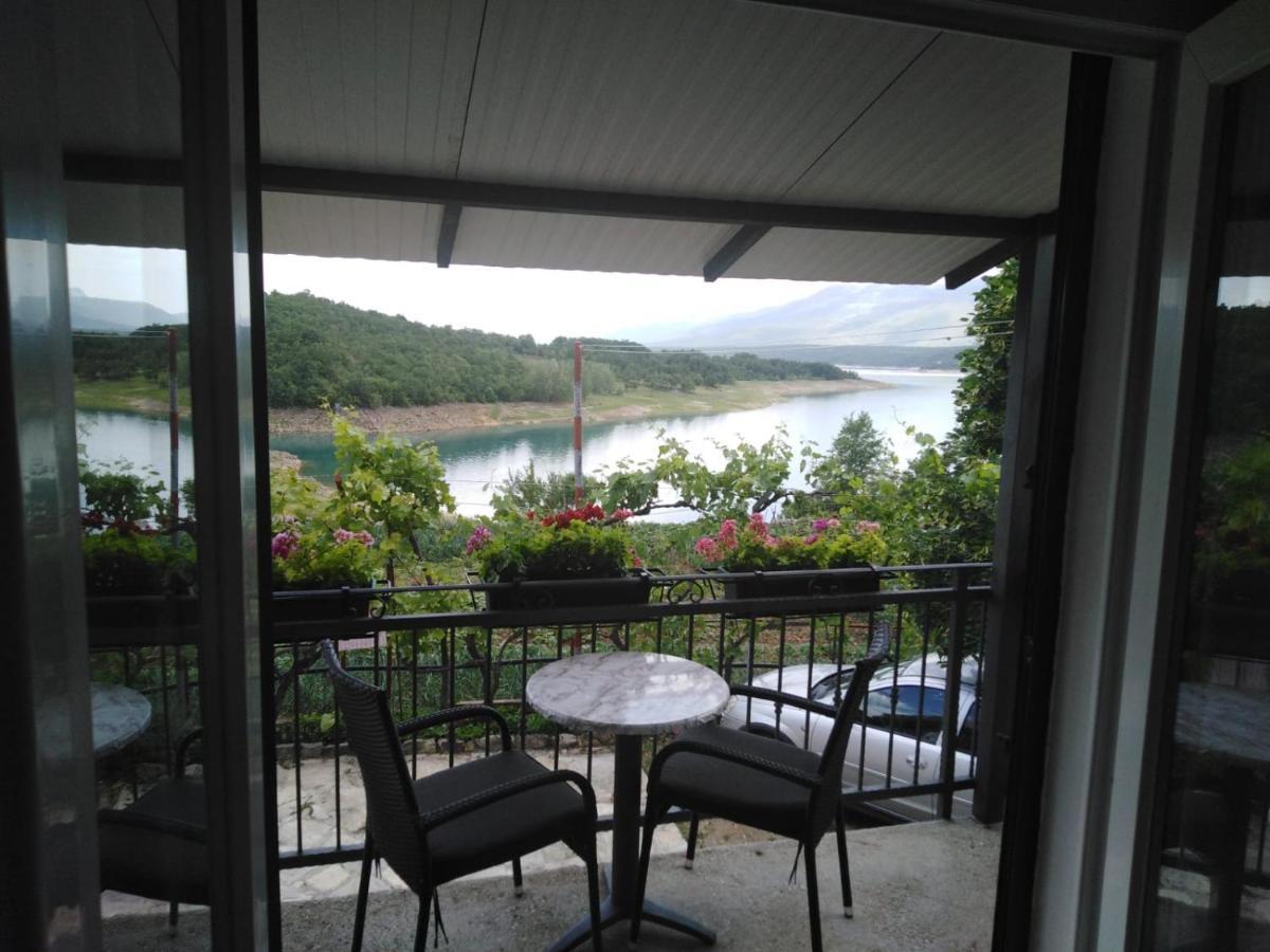 Vrlika Holiday Home Marija מראה חיצוני תמונה