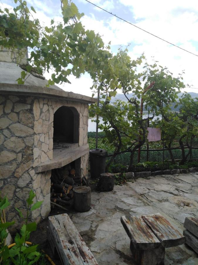 Vrlika Holiday Home Marija מראה חיצוני תמונה