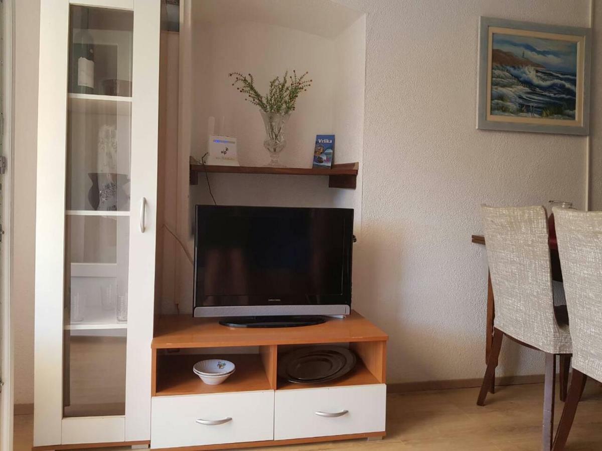 Vrlika Holiday Home Marija מראה חיצוני תמונה